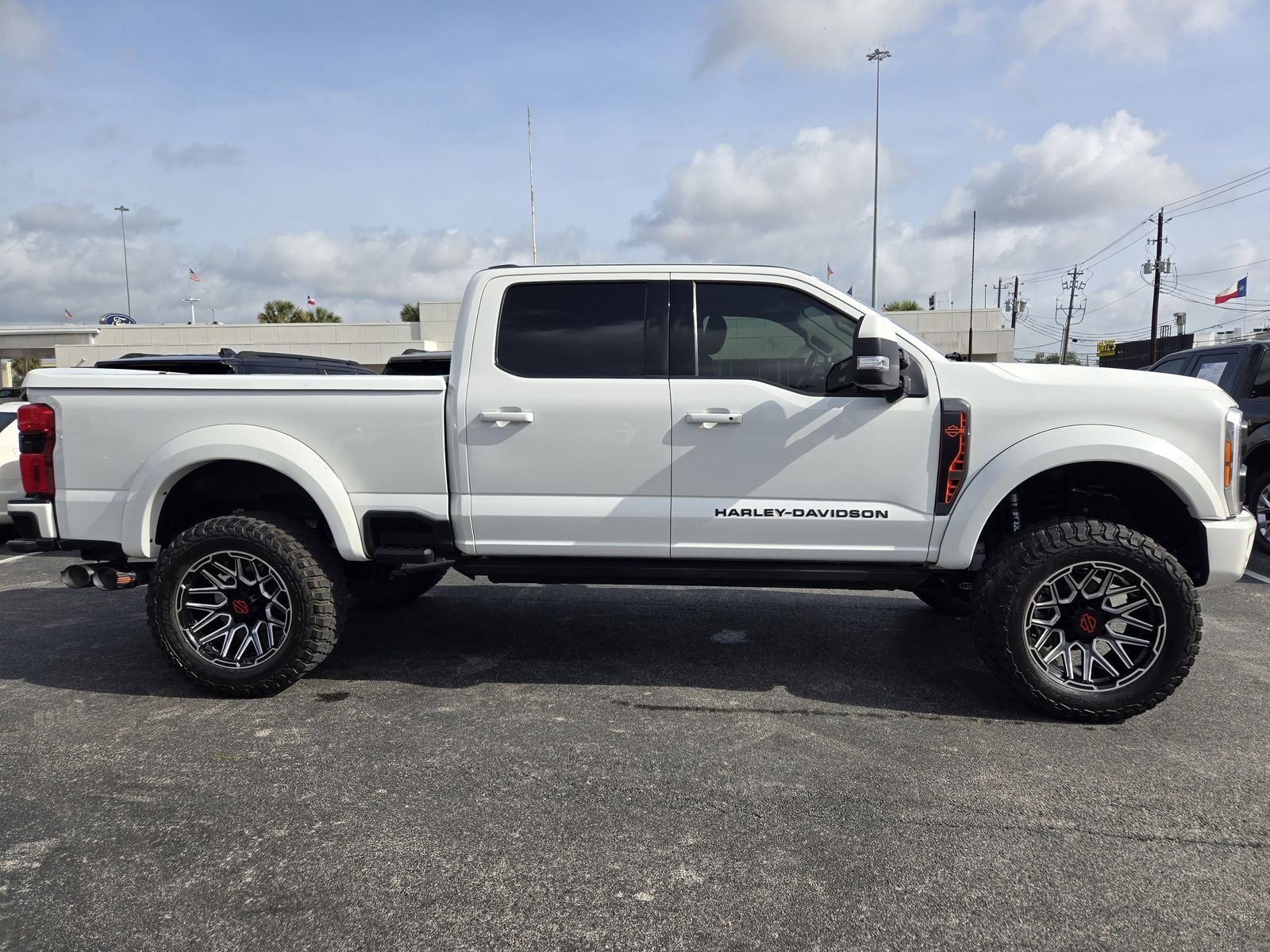 2023 Ford F-250SD Lariat
