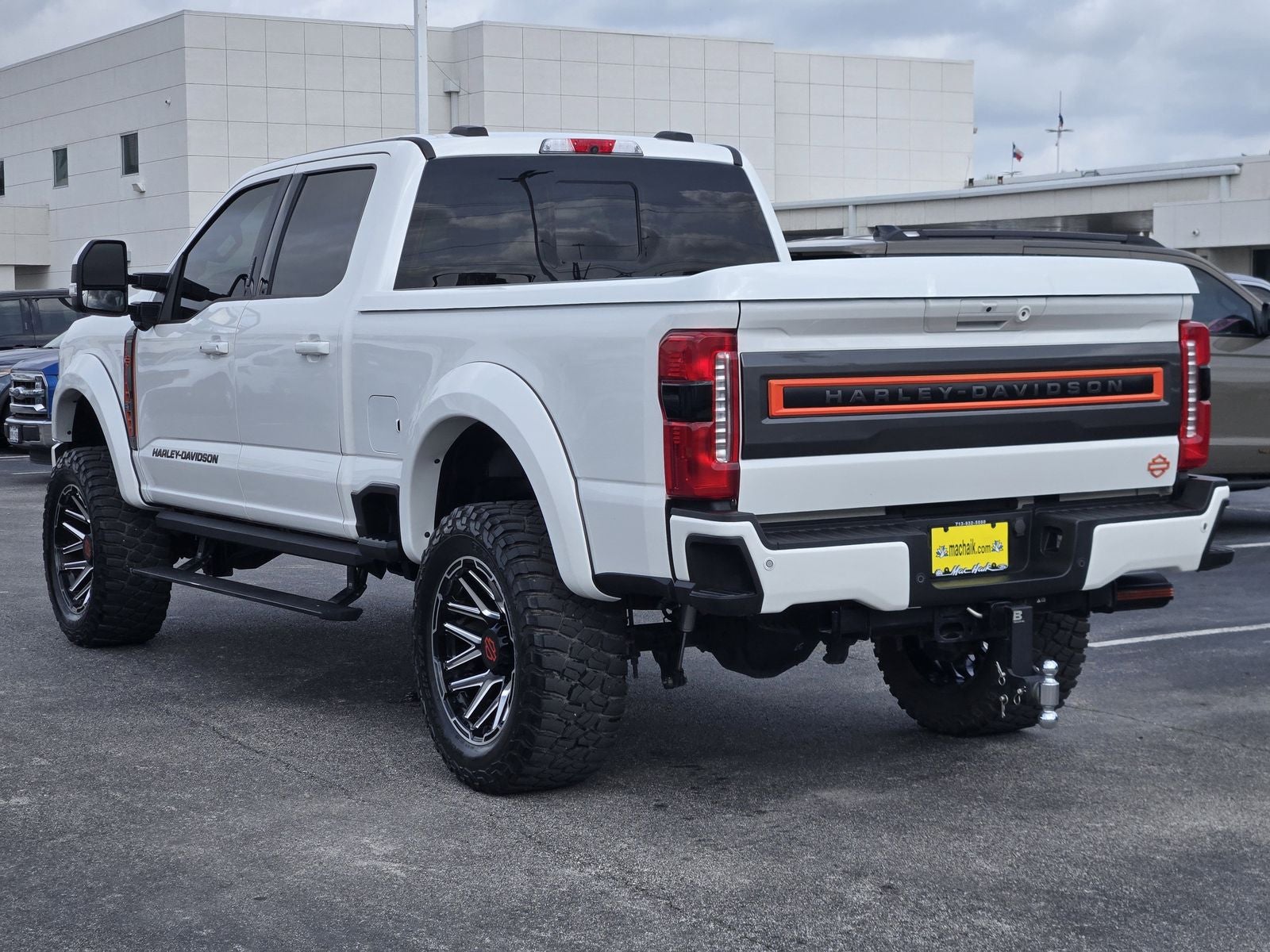 2023 Ford F-250SD Lariat
