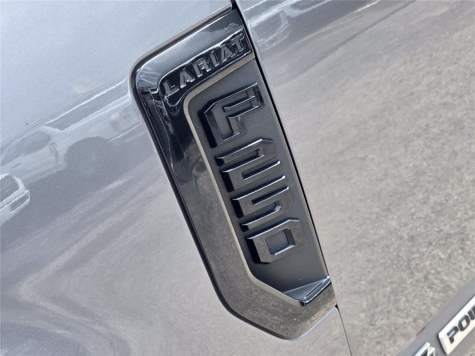 2022 Ford Super Duty F-250 SRW LARIAT