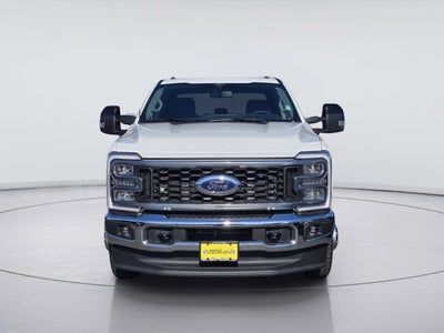 2026 Ford Super Duty F-350 DRW Lariat