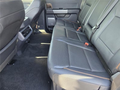 2026 Ford Super Duty F-350 DRW Lariat