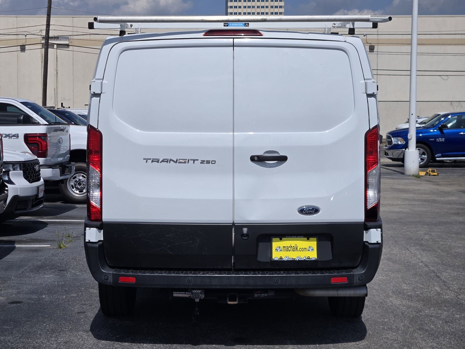 2020 Ford Transit-250 Base