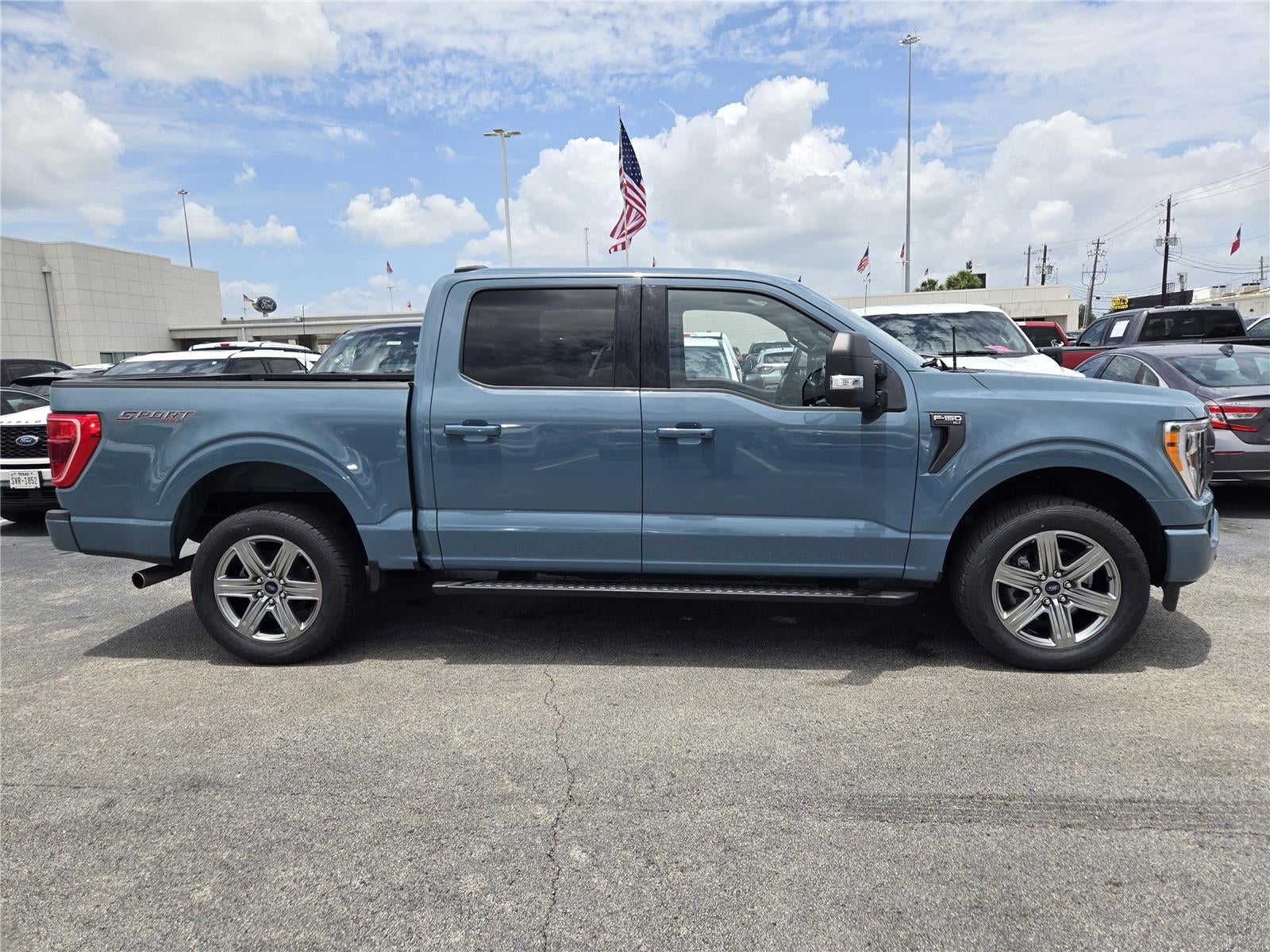 2023 Ford F-150 XLT