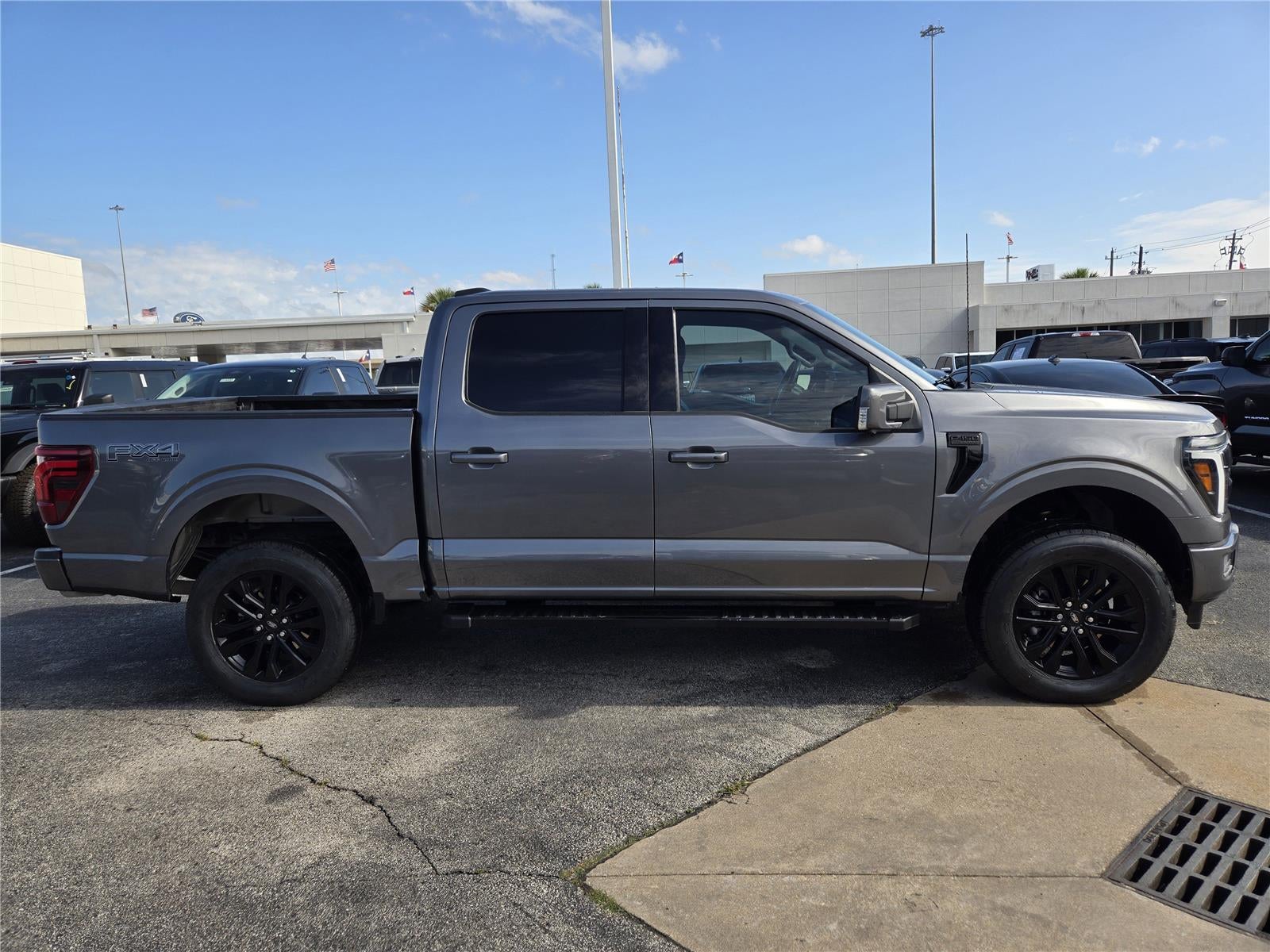 2024 Ford F-150 LARIAT