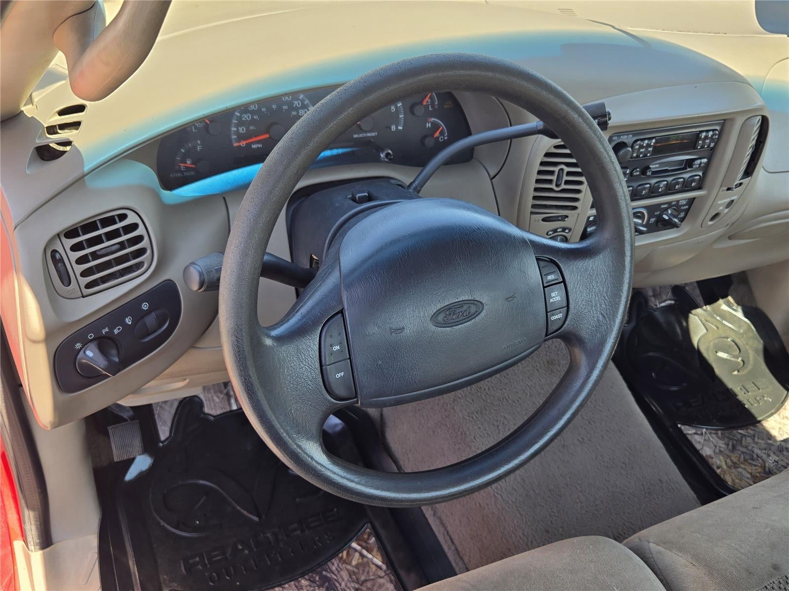2000 Ford F-150 XLT
