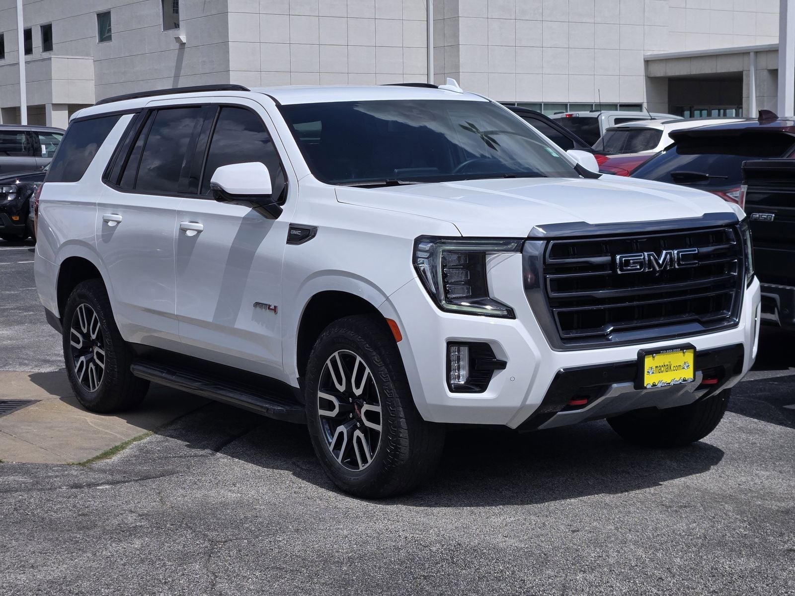 2024 GMC Yukon AT4