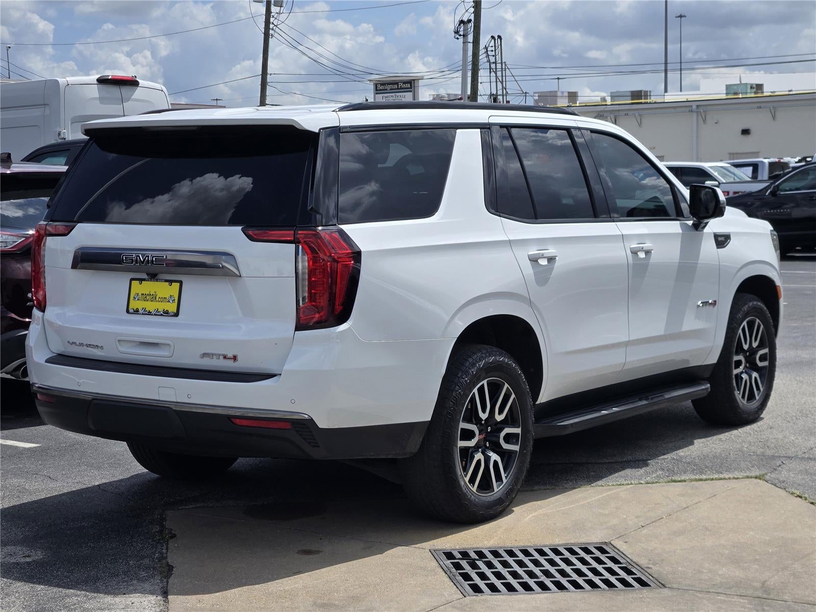 2024 GMC Yukon AT4