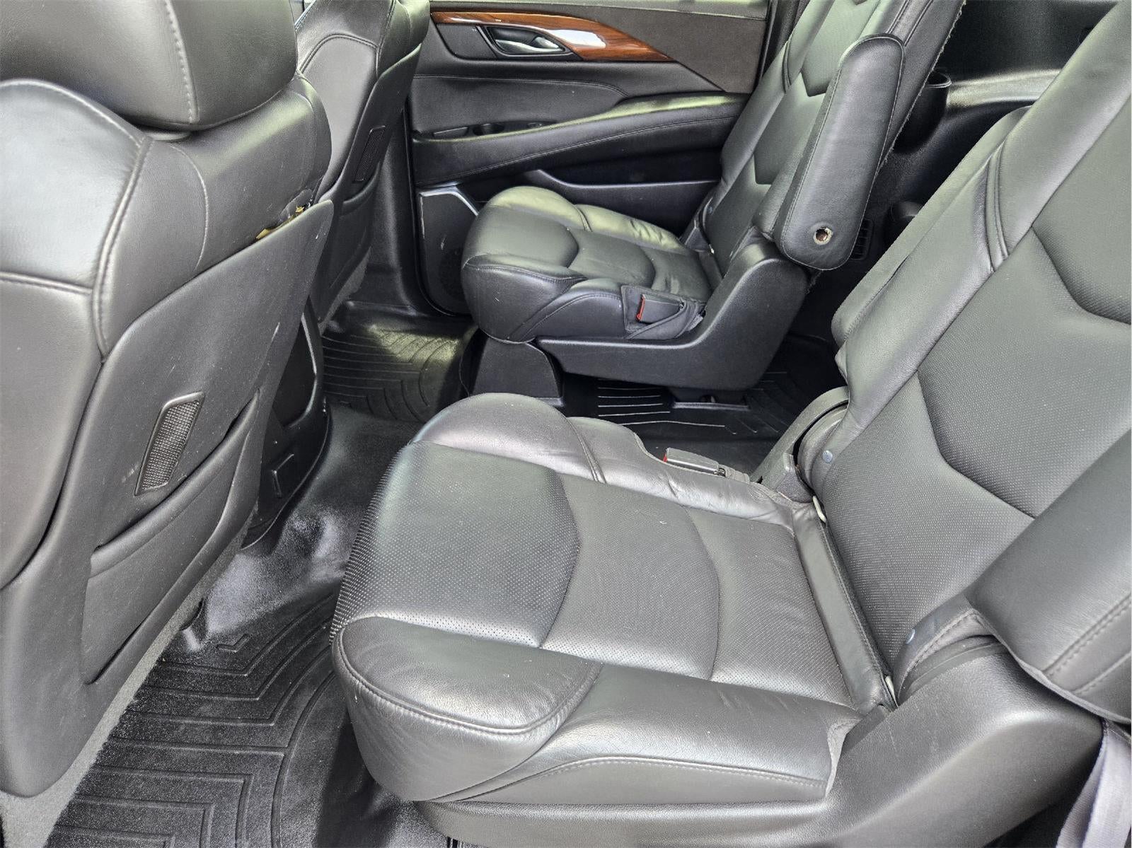 2018 Cadillac Escalade ESV Luxury