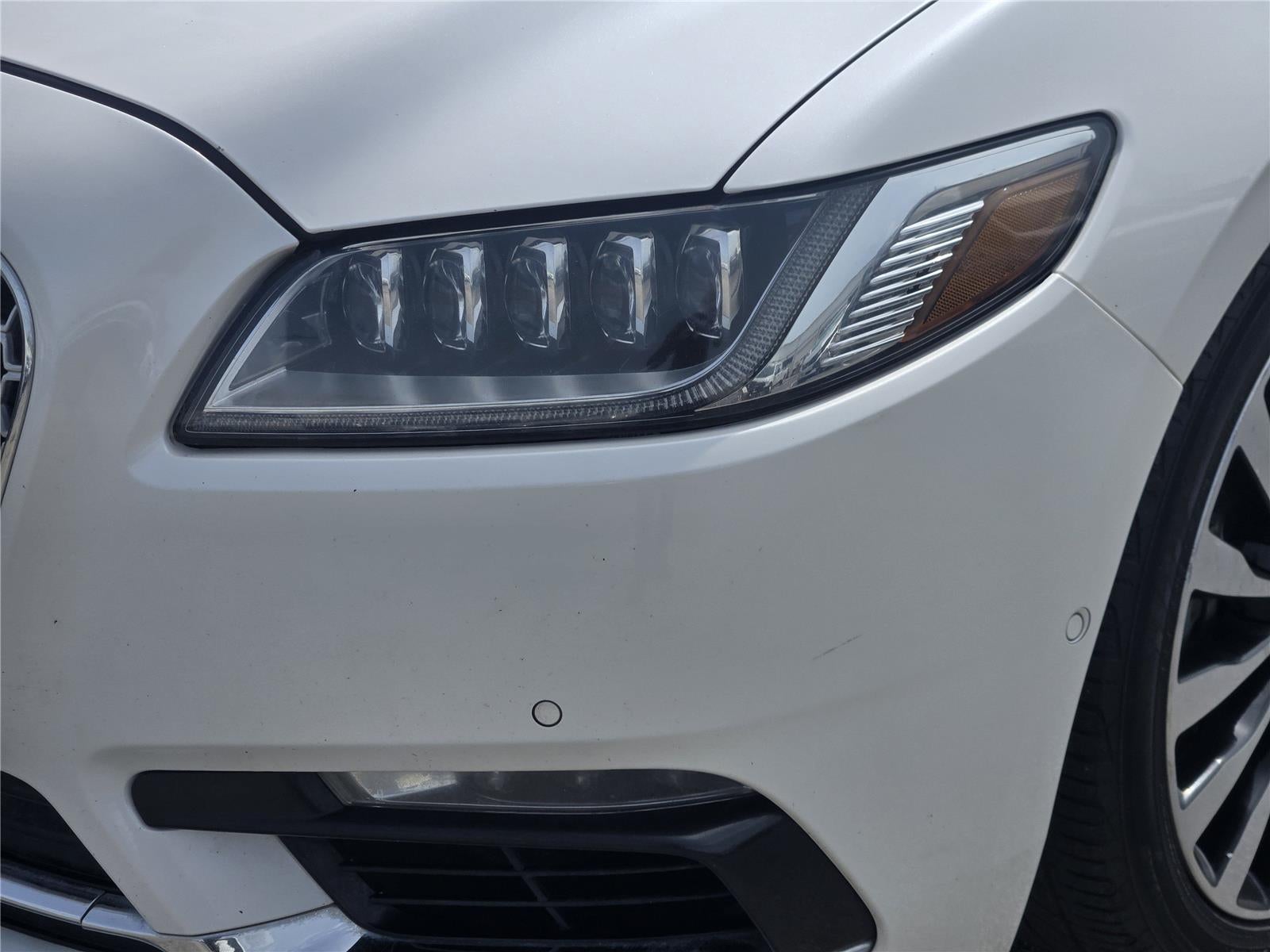 2017 Lincoln Continental Black Label
