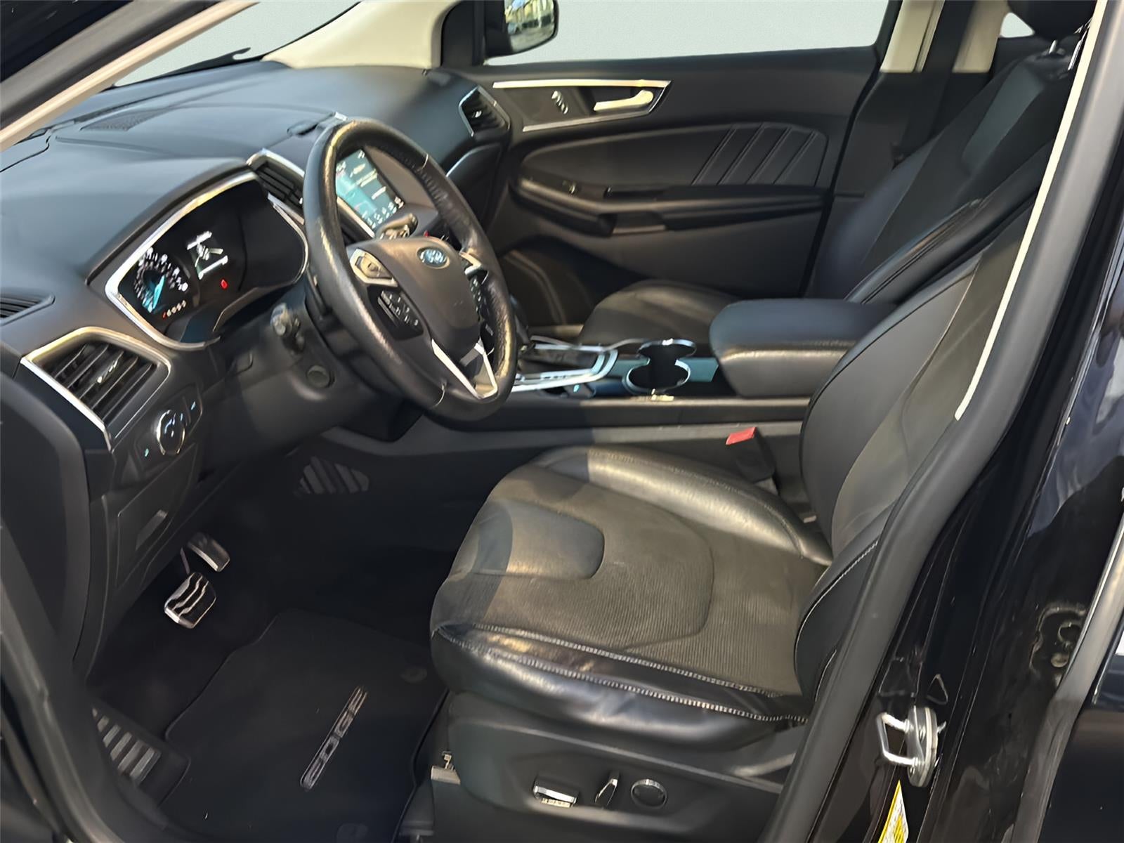 2016 Ford Edge Sport