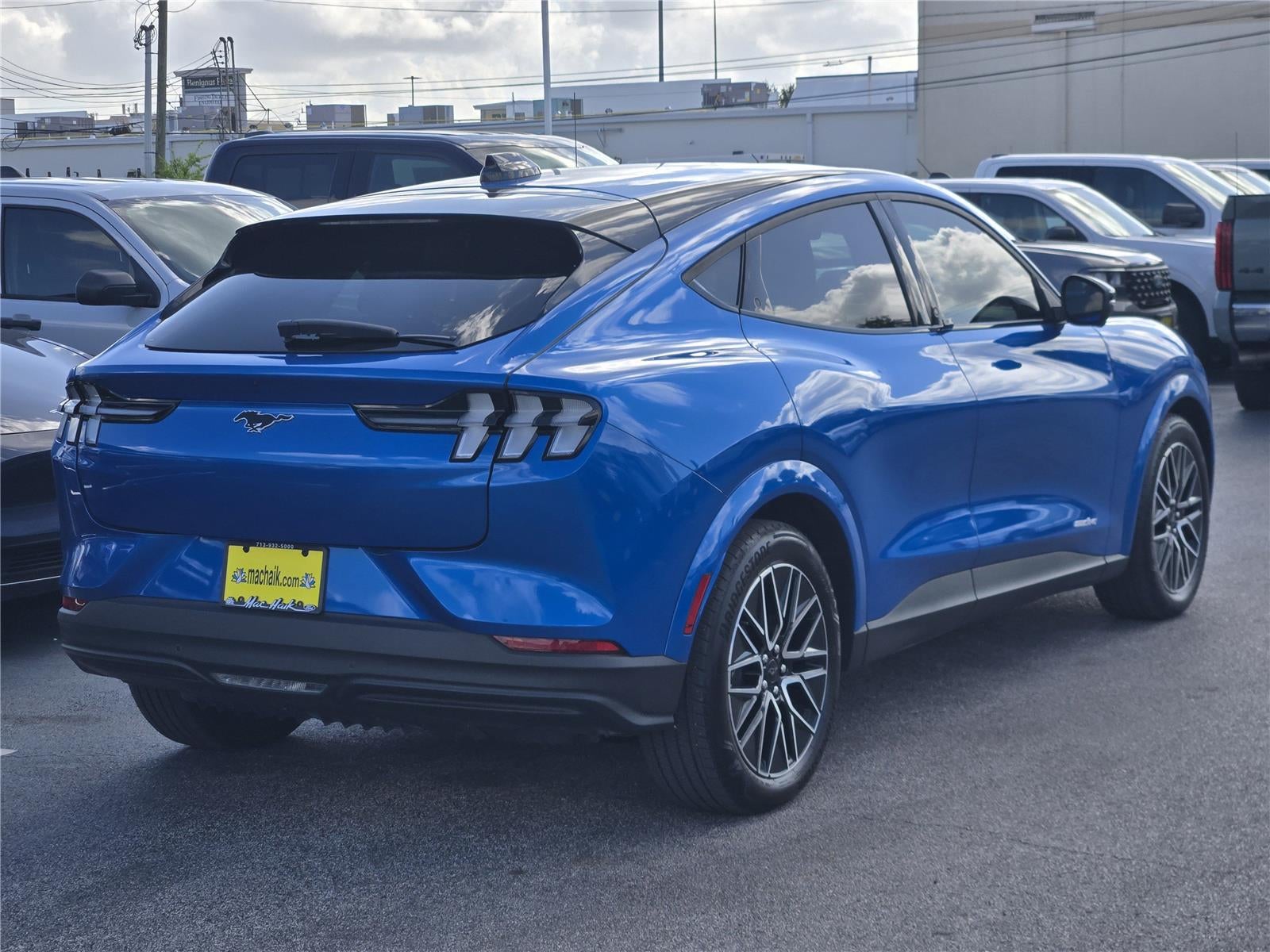 2025 Ford MUSTANG MACH-E PREMIUM