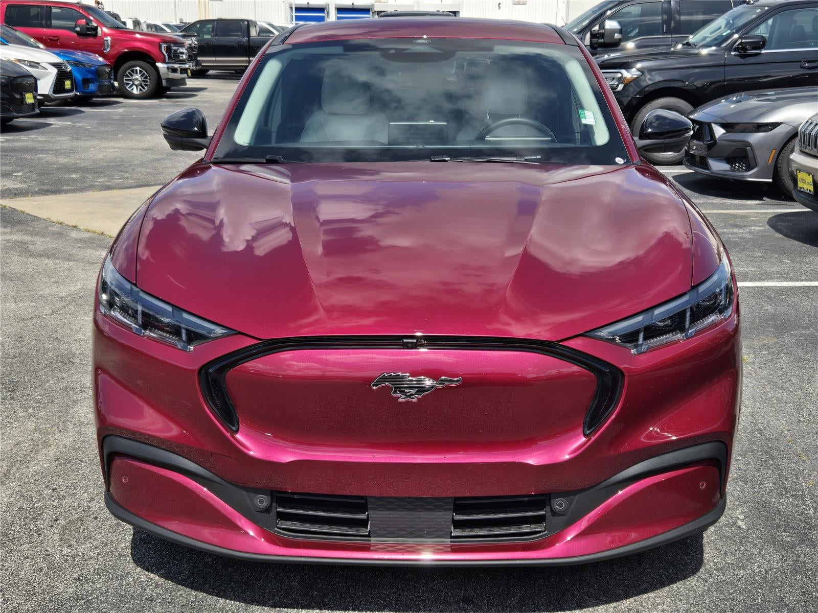 2025 Ford MUSTANG MACH-E PREMIUM
