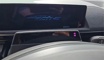 2025 Ford MUSTANG MACH-E PREMIUM