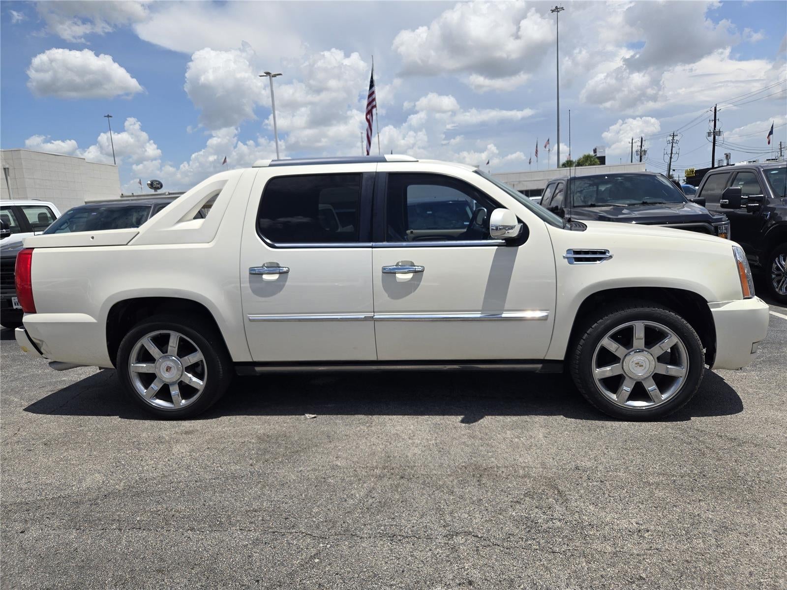 2013 Cadillac Escalade EXT Premium