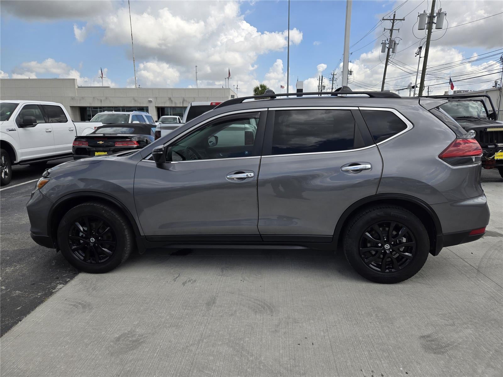 2018 Nissan Rogue SV