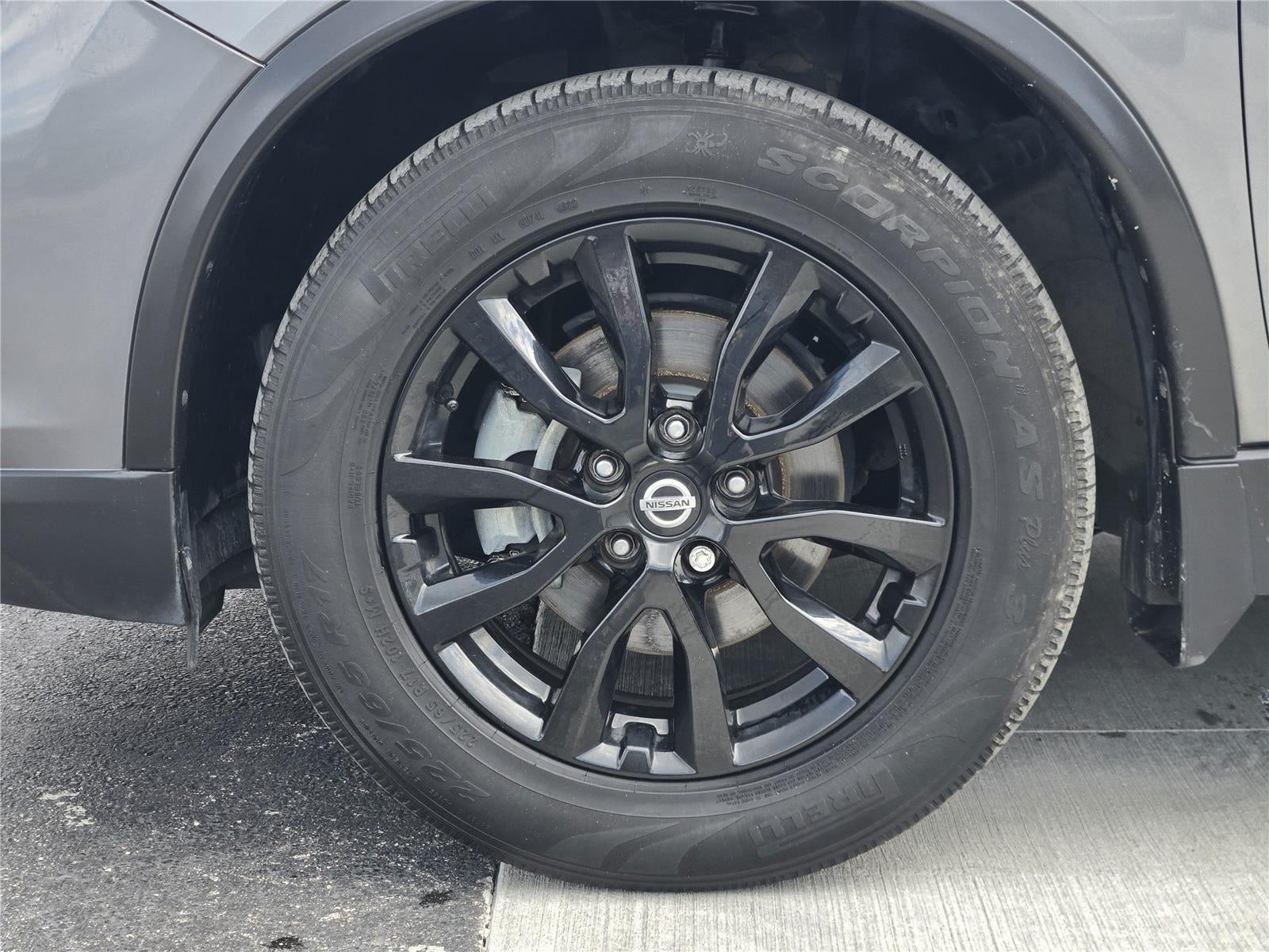 2018 Nissan Rogue SV