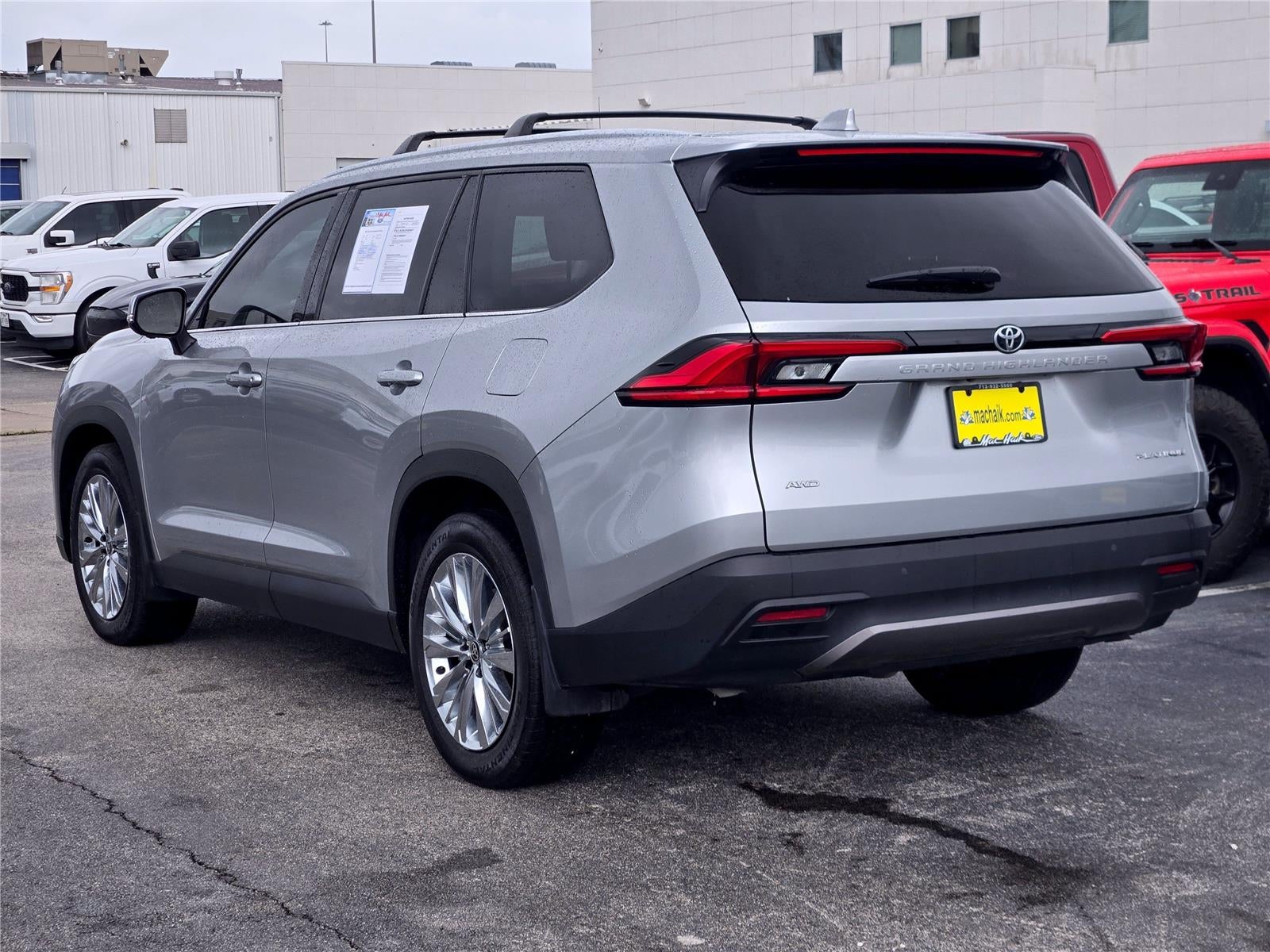 2024 Toyota HIGHLANDER Base