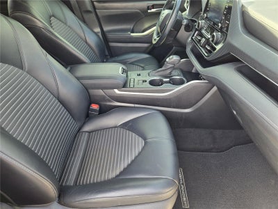 2021 Toyota Highlander XSE