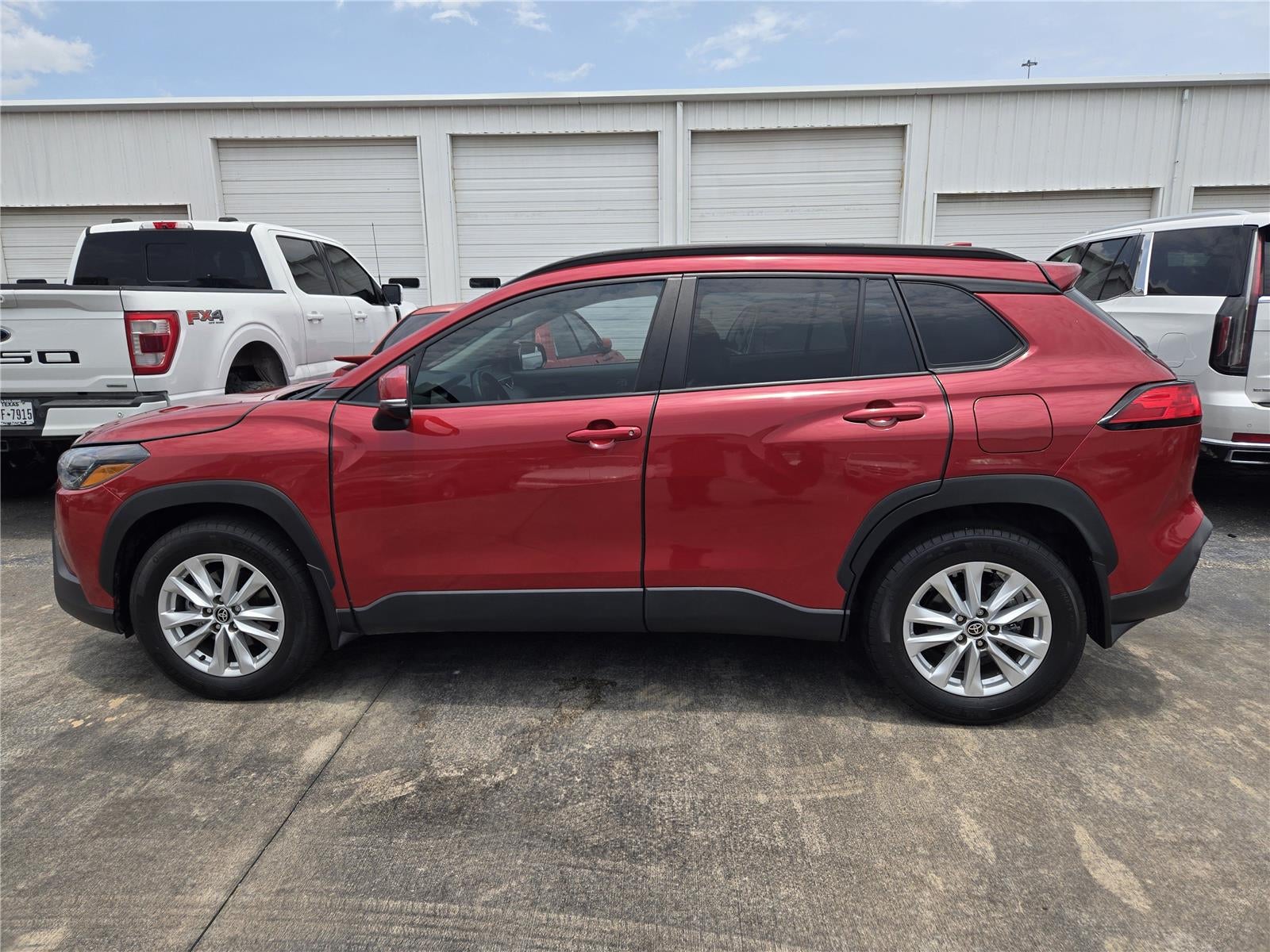 2023 Toyota Corolla Cross LE