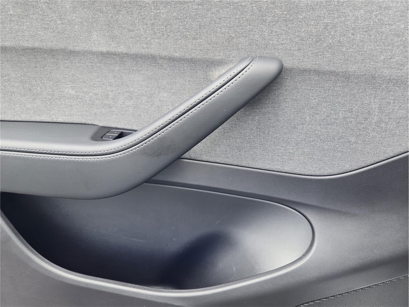 2026 Tesla Model Y Premium