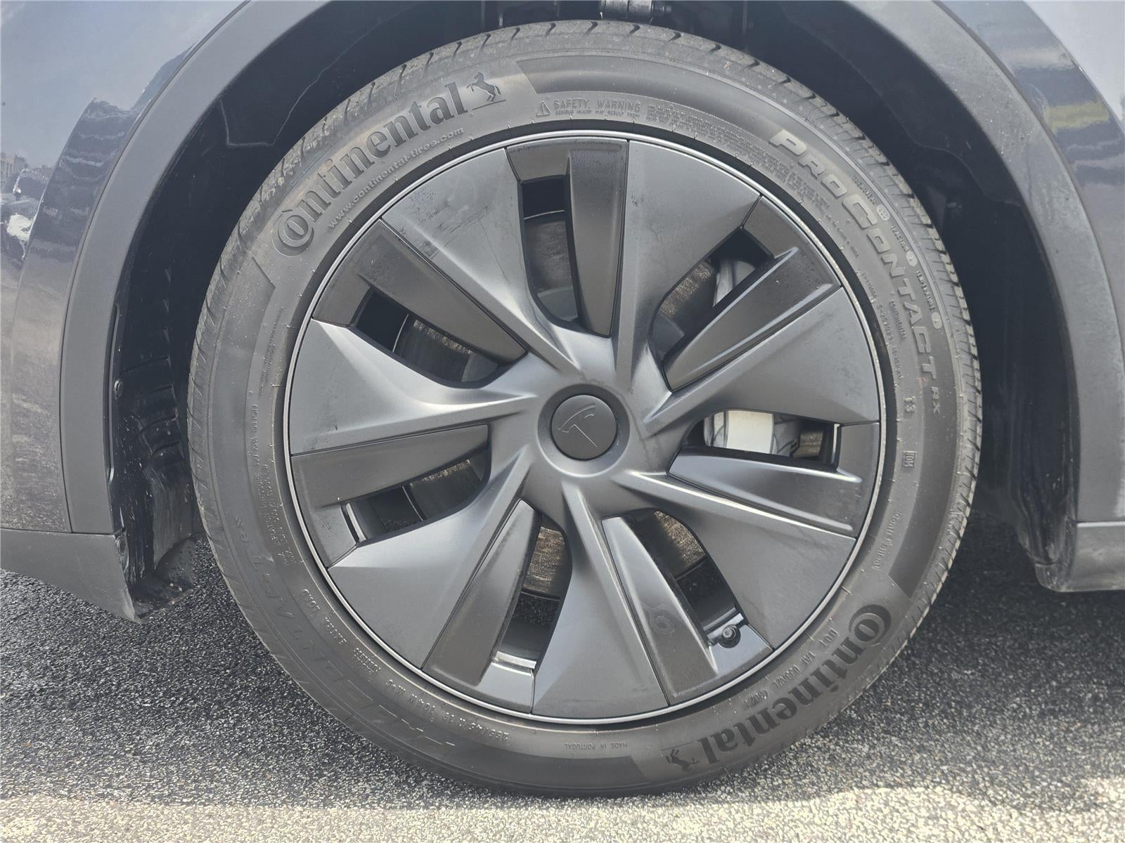 2025 Tesla Model Y Long Range