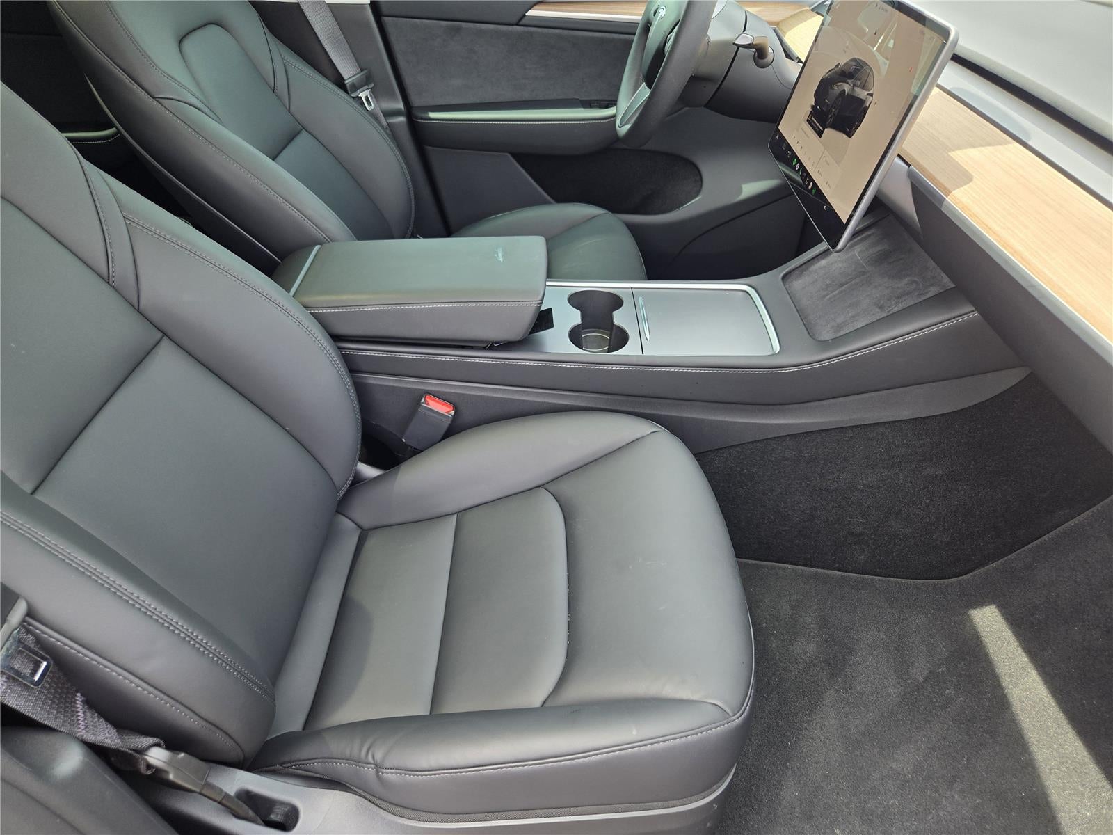 2025 Tesla Model Y Long Range