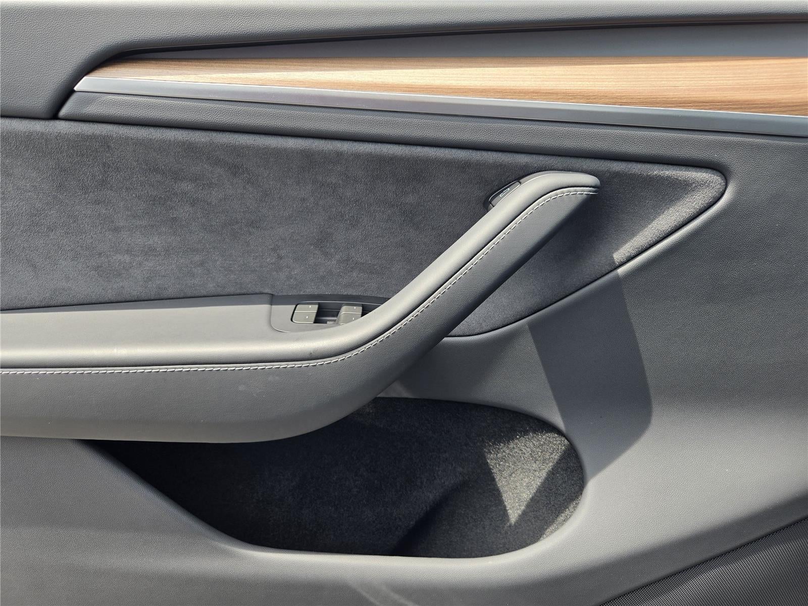 2025 Tesla Model Y Long Range