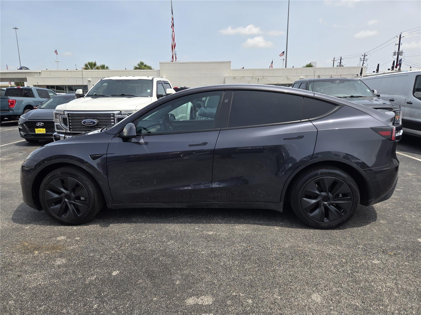 2025 Tesla Model Y Long Range