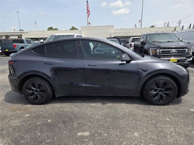 2025 Tesla Model Y Long Range