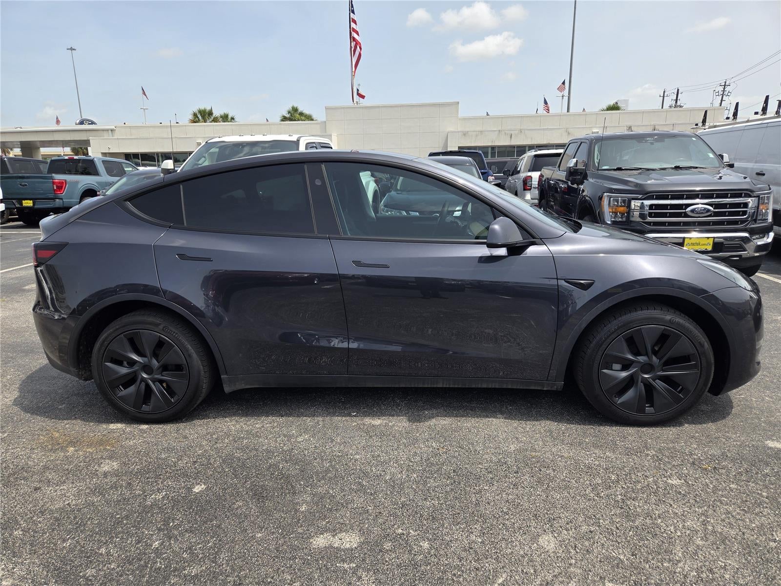 2025 Tesla Model Y Long Range