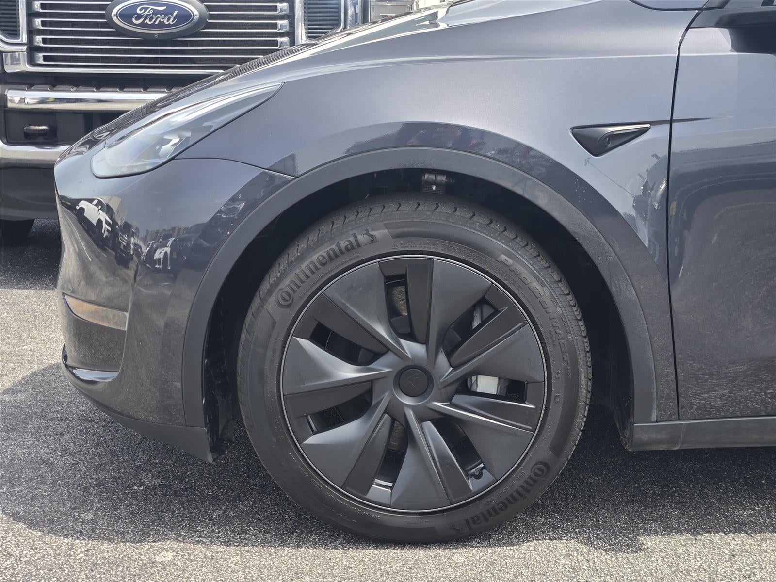 2025 Tesla Model Y Long Range