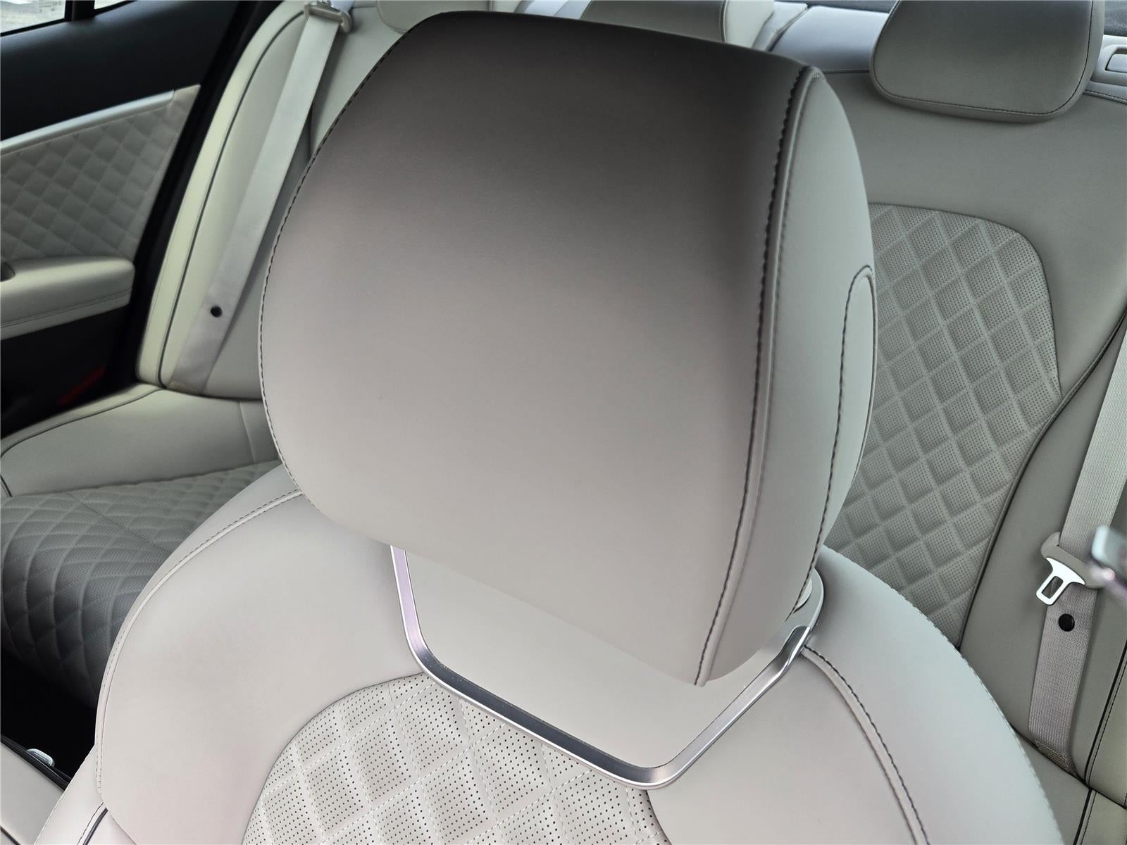 2022 Genesis G70 3.3T