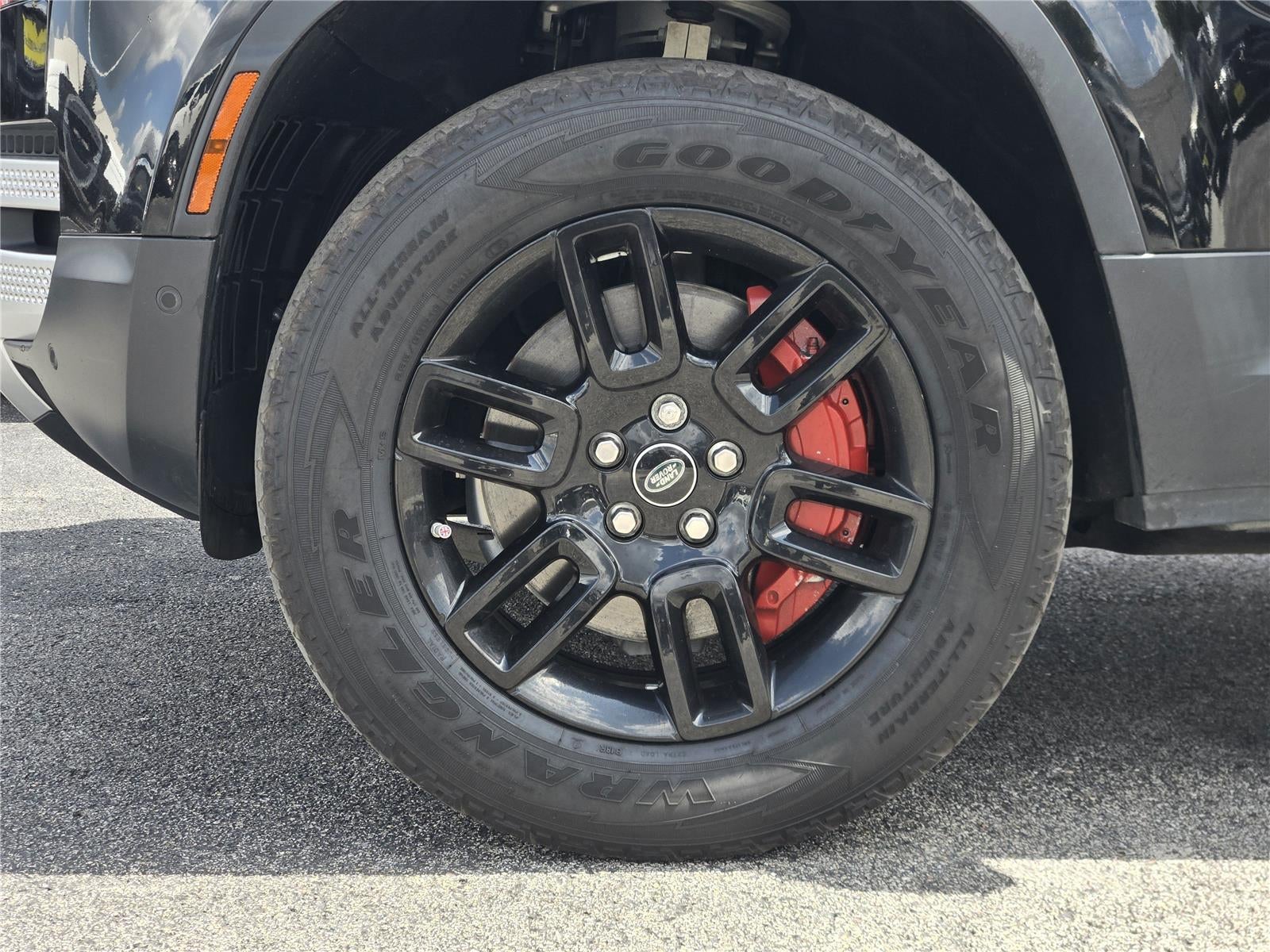 2020 Land Rover Defender 110 SE
