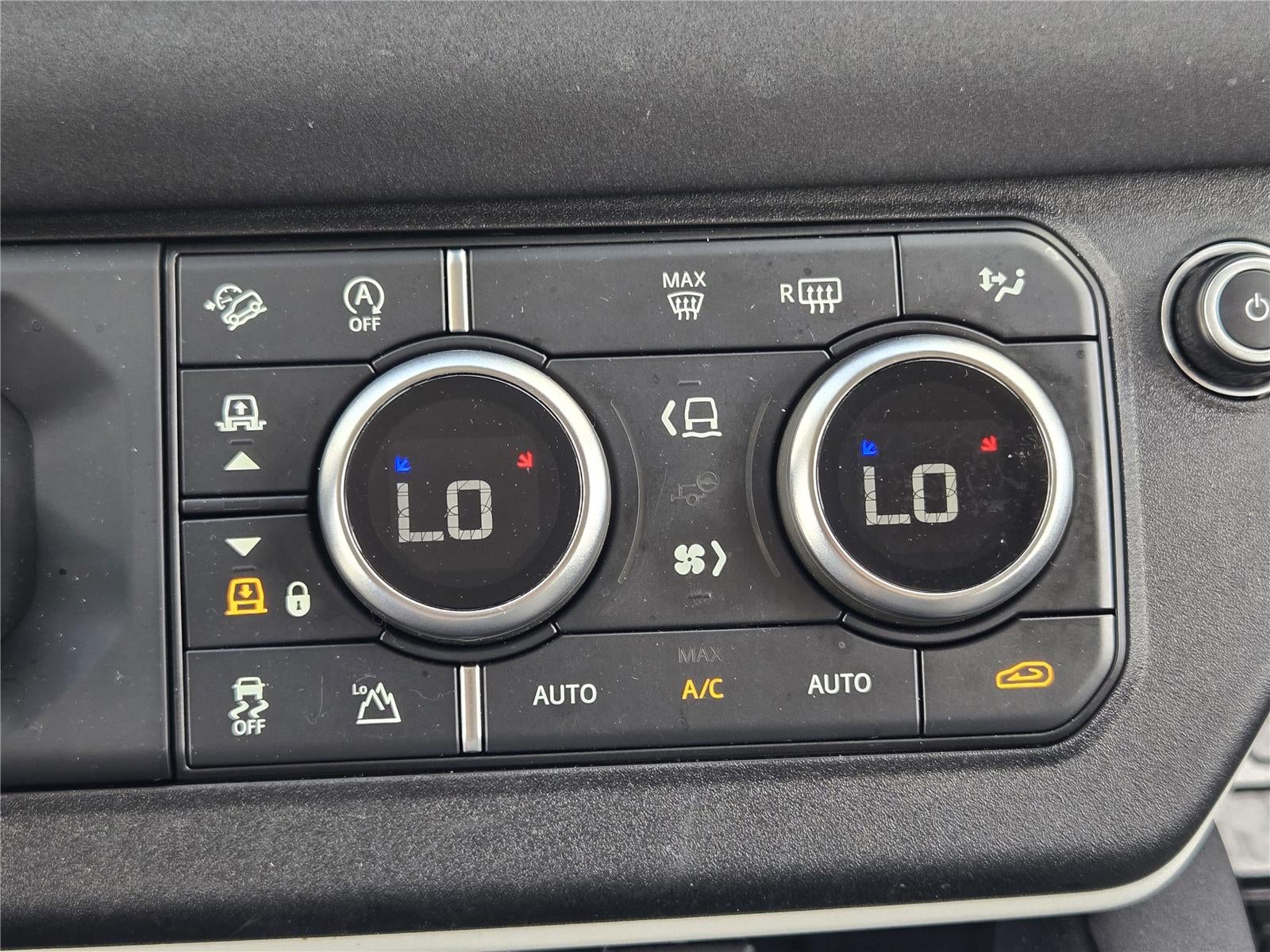 2020 Land Rover Defender 110 SE