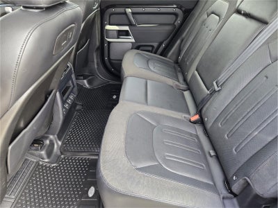 2020 Land Rover Defender 110 SE