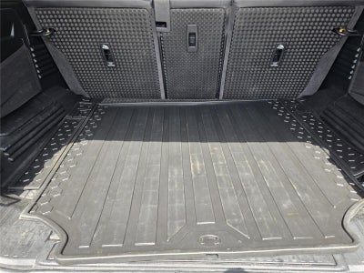 2020 Land Rover Defender 110 SE