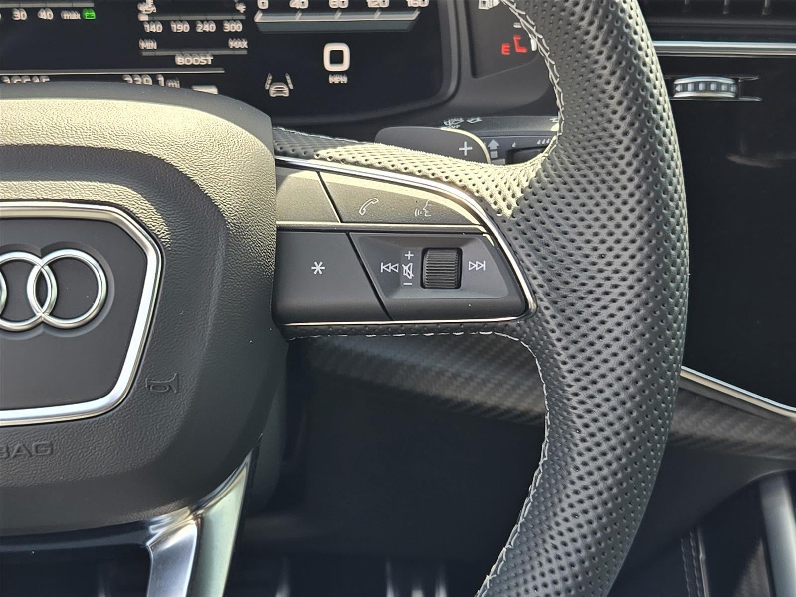 2025 Audi SQ8 Prestige