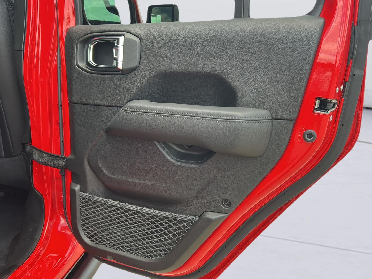 2023 Jeep Wrangler Sahara Altitude