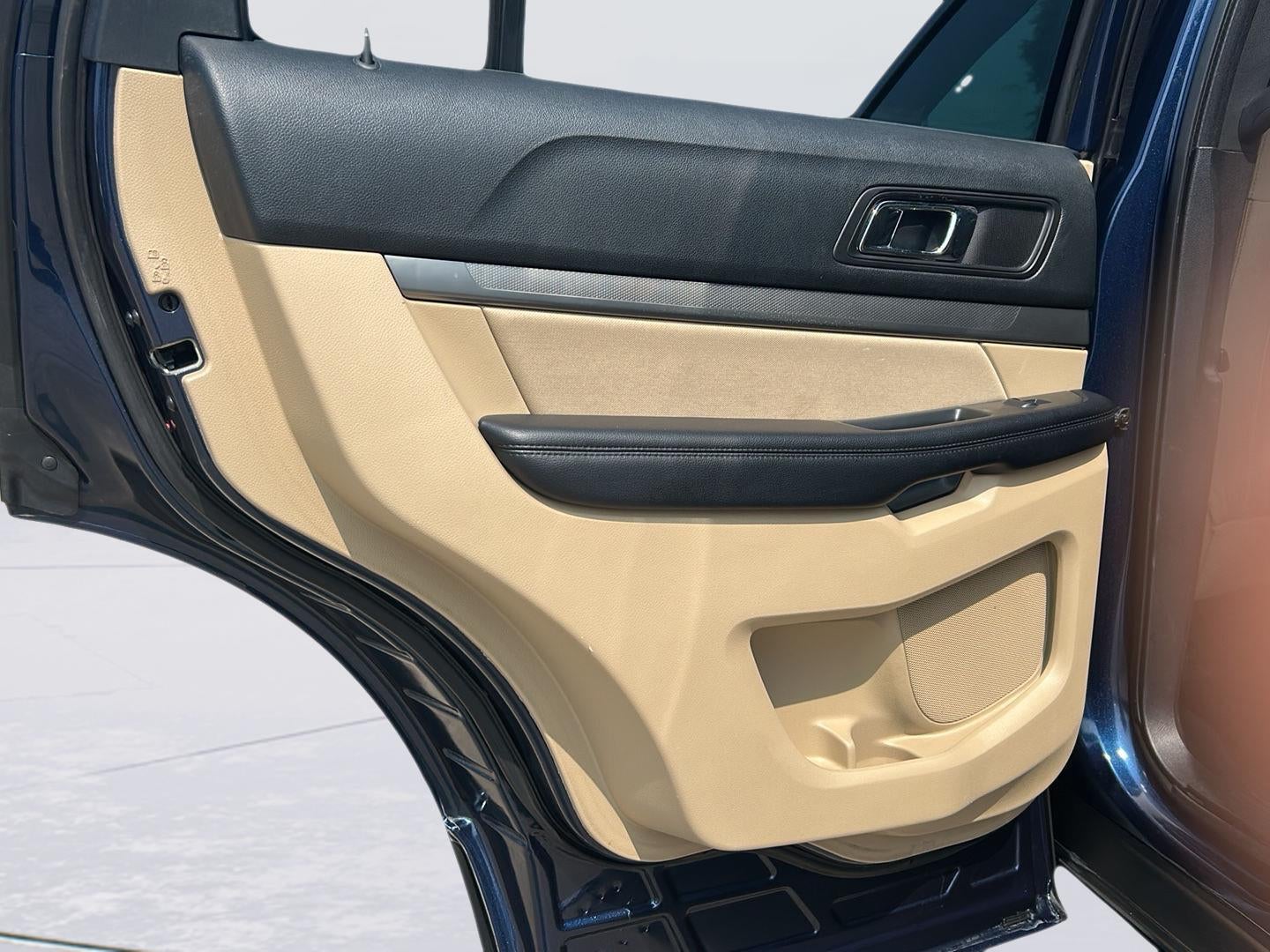 2017 Ford Explorer Base
