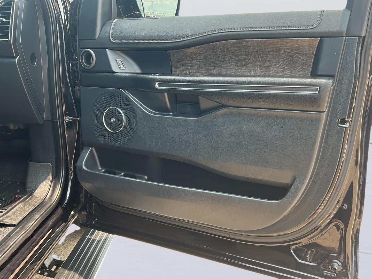 2020 Ford EXPEDITION LIMI