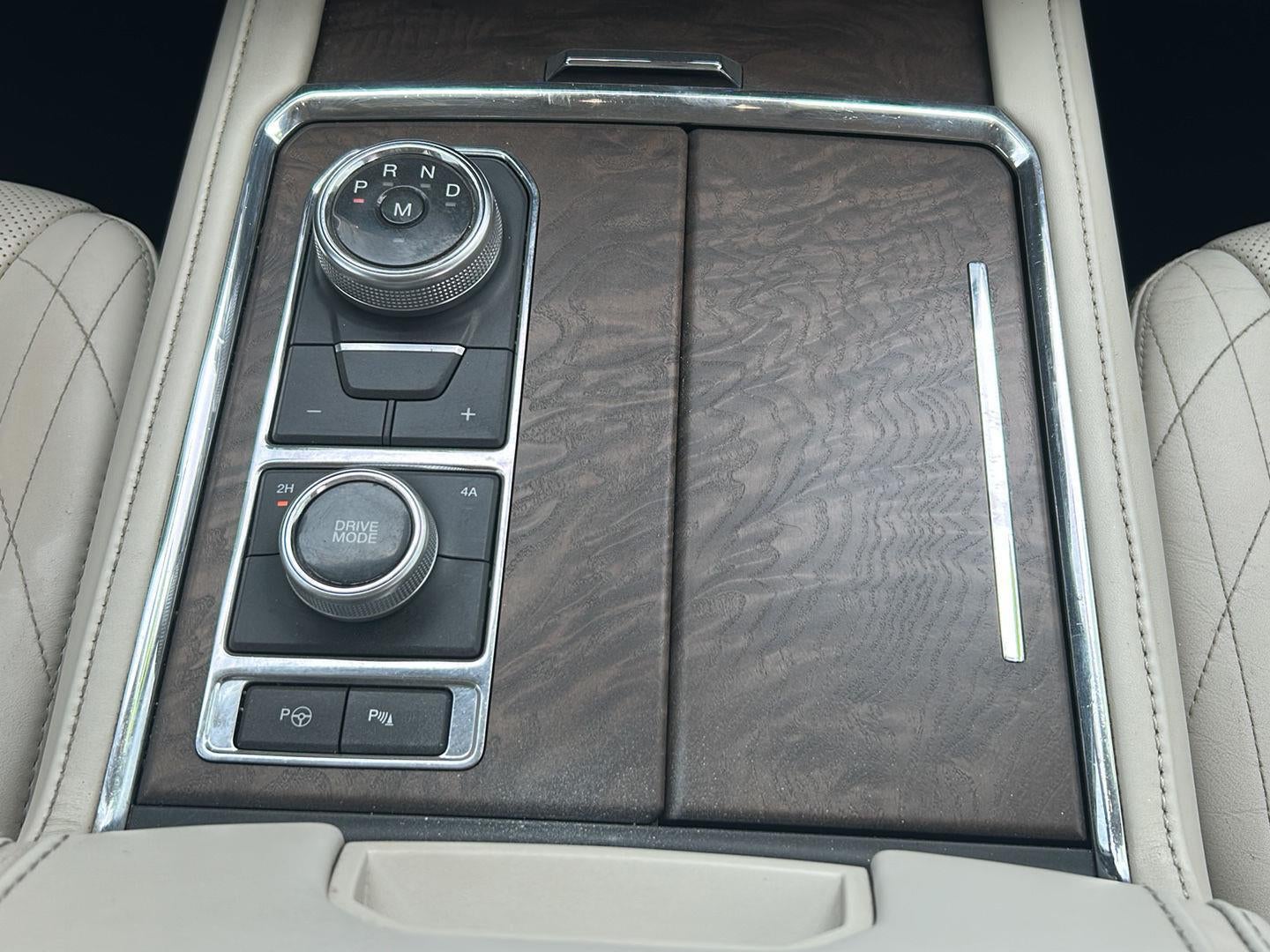2020 Ford Expedition Platinum