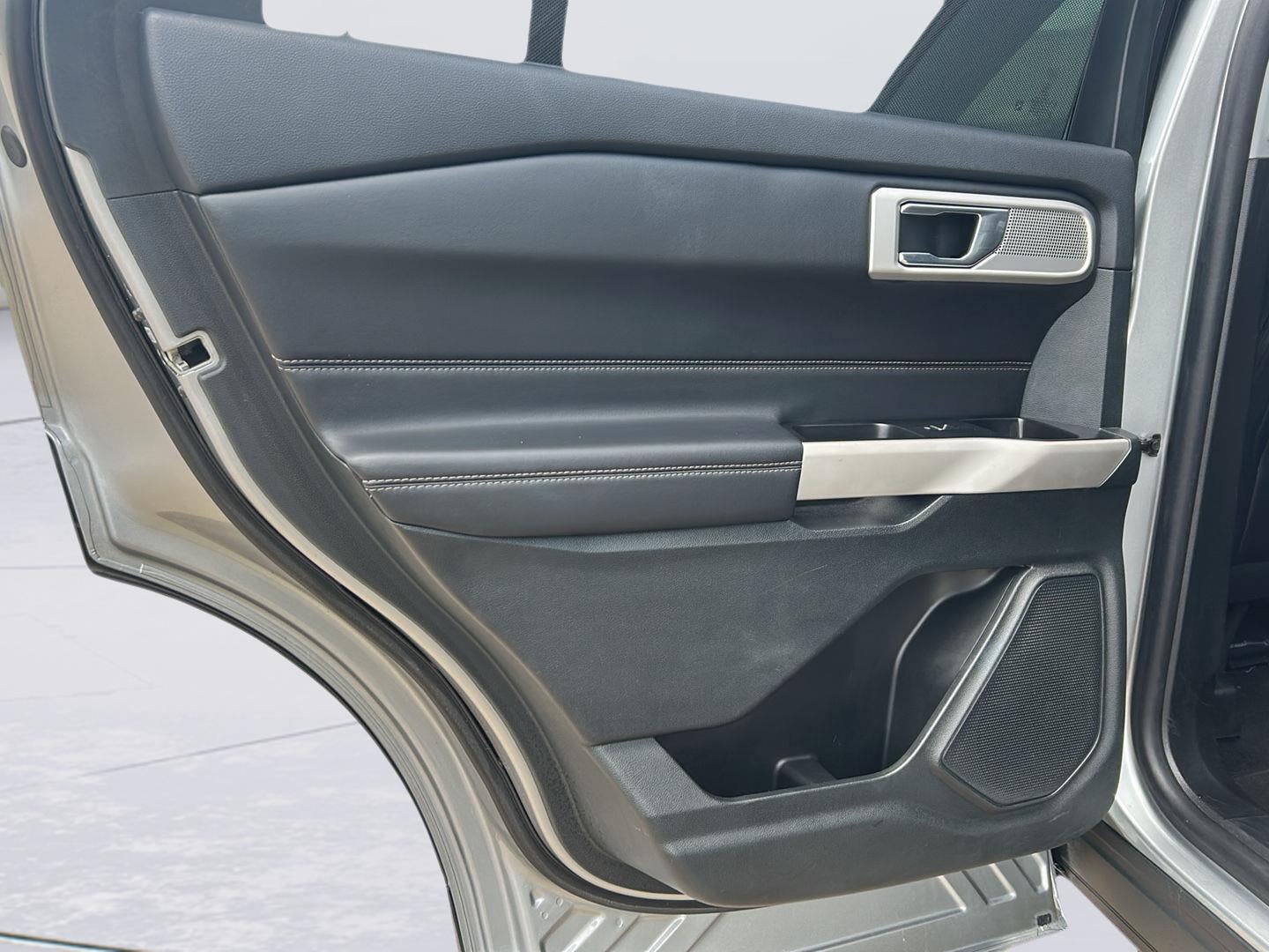 2023 Ford EXPLORER LIMI