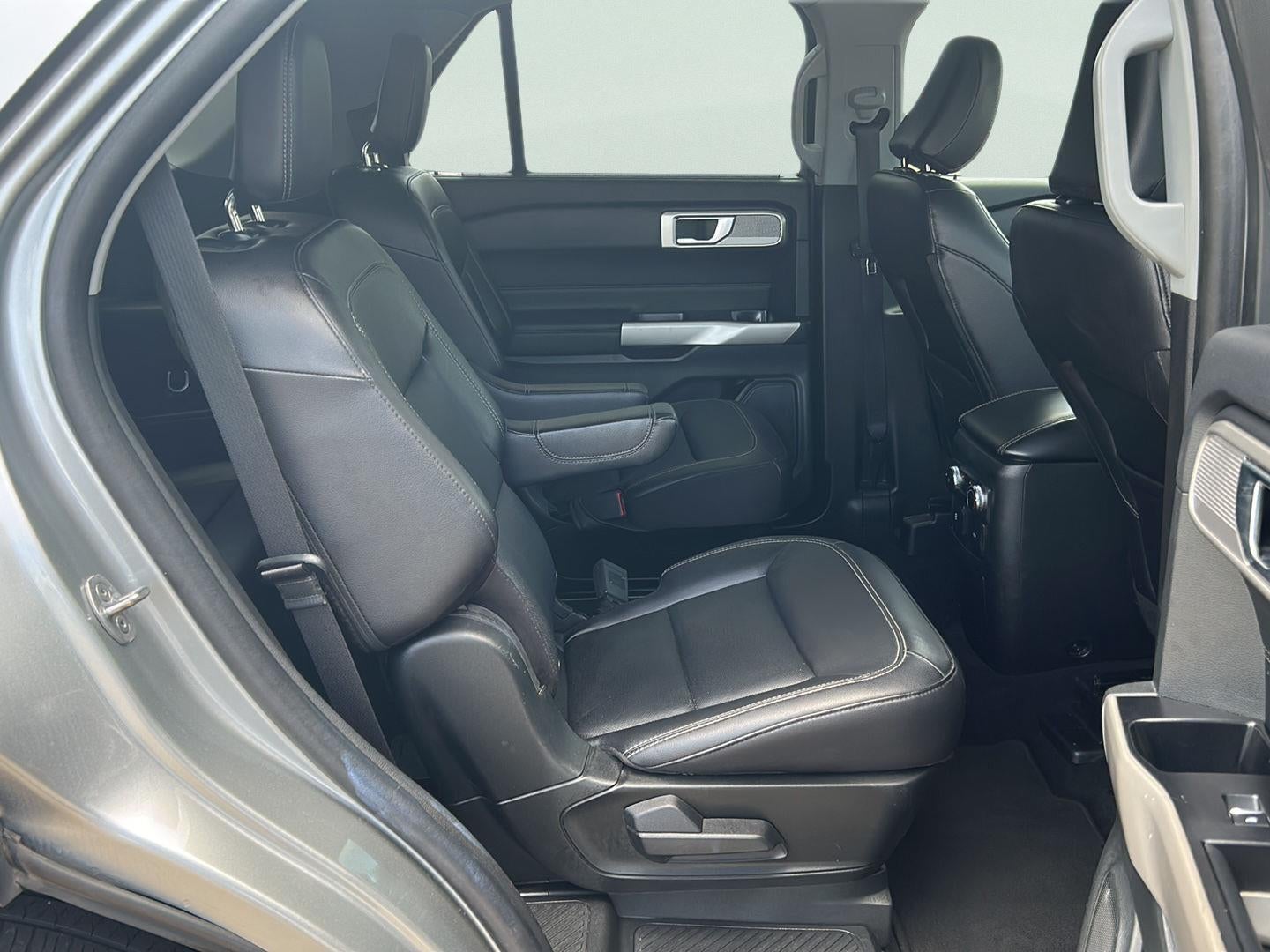 2023 Ford EXPLORER LIMI