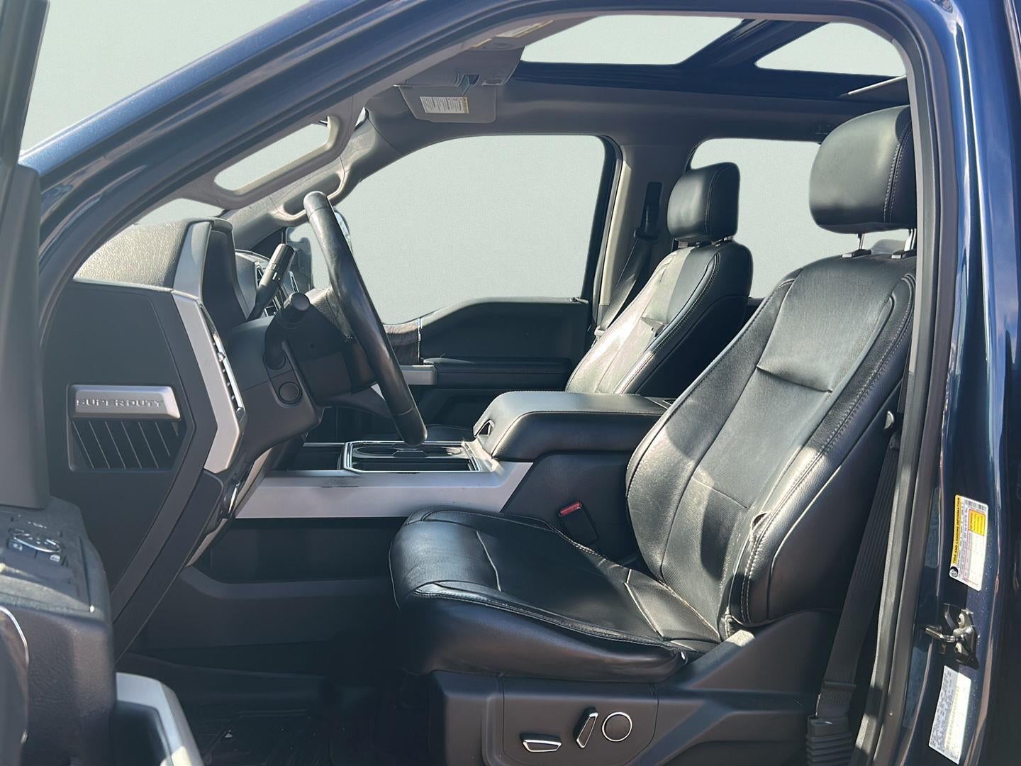 2017 Ford Super Duty F-250 Lariat