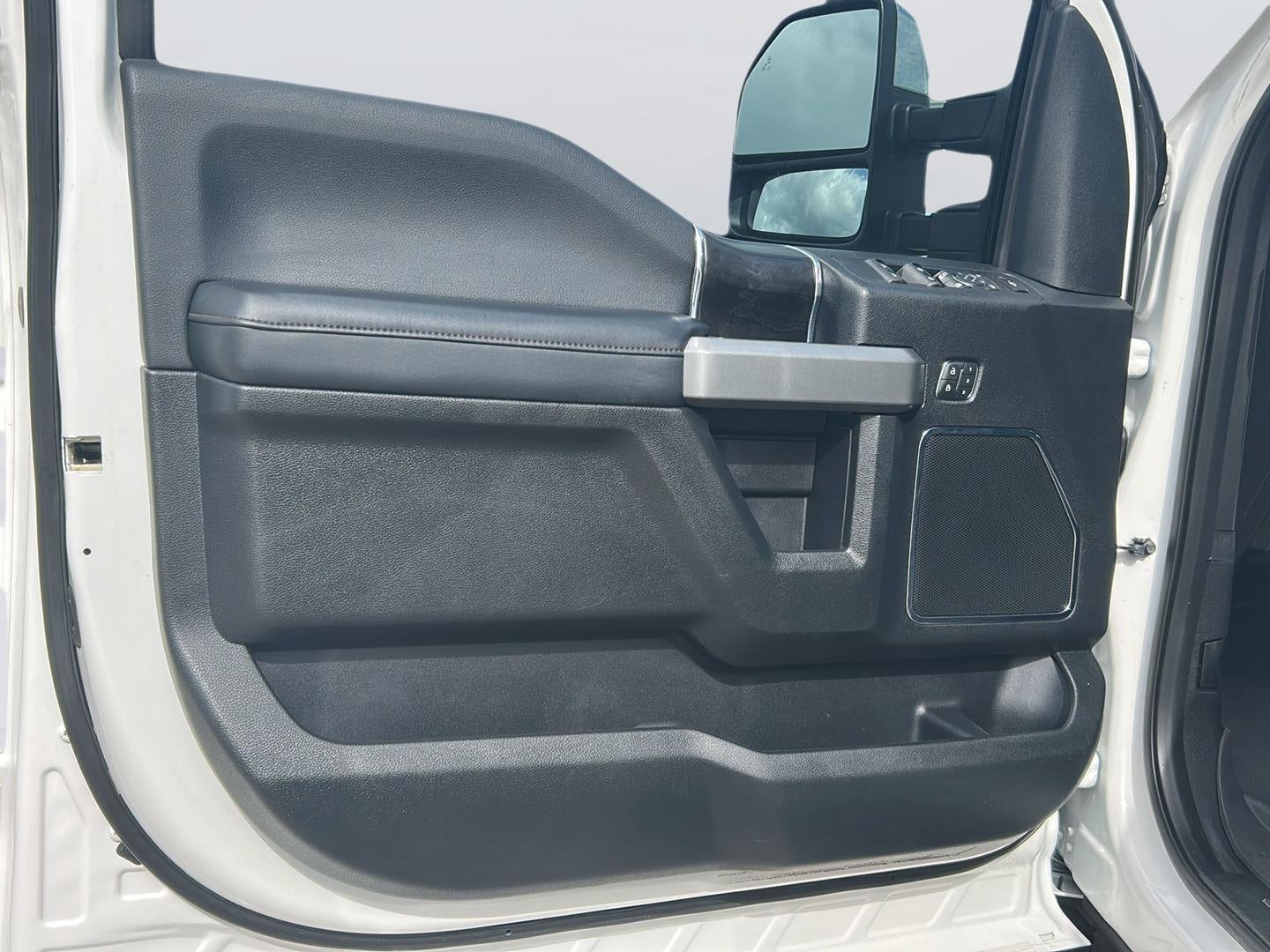 2019 Ford Super Duty F-250 Platinum