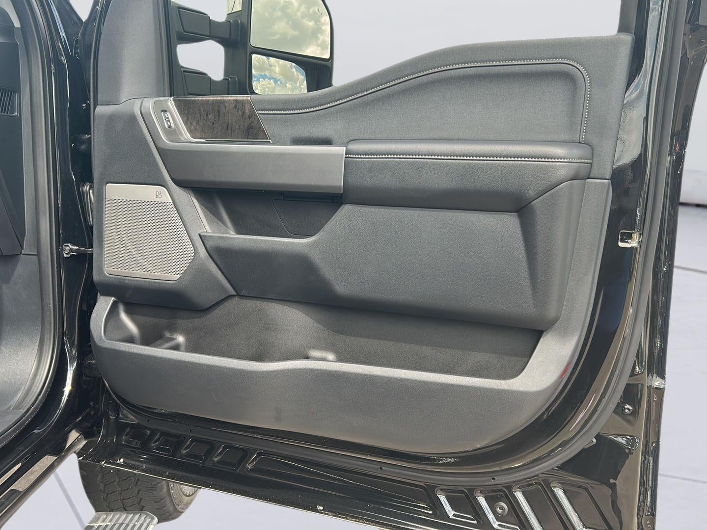 2025 Ford Super Duty F-250 Lariat