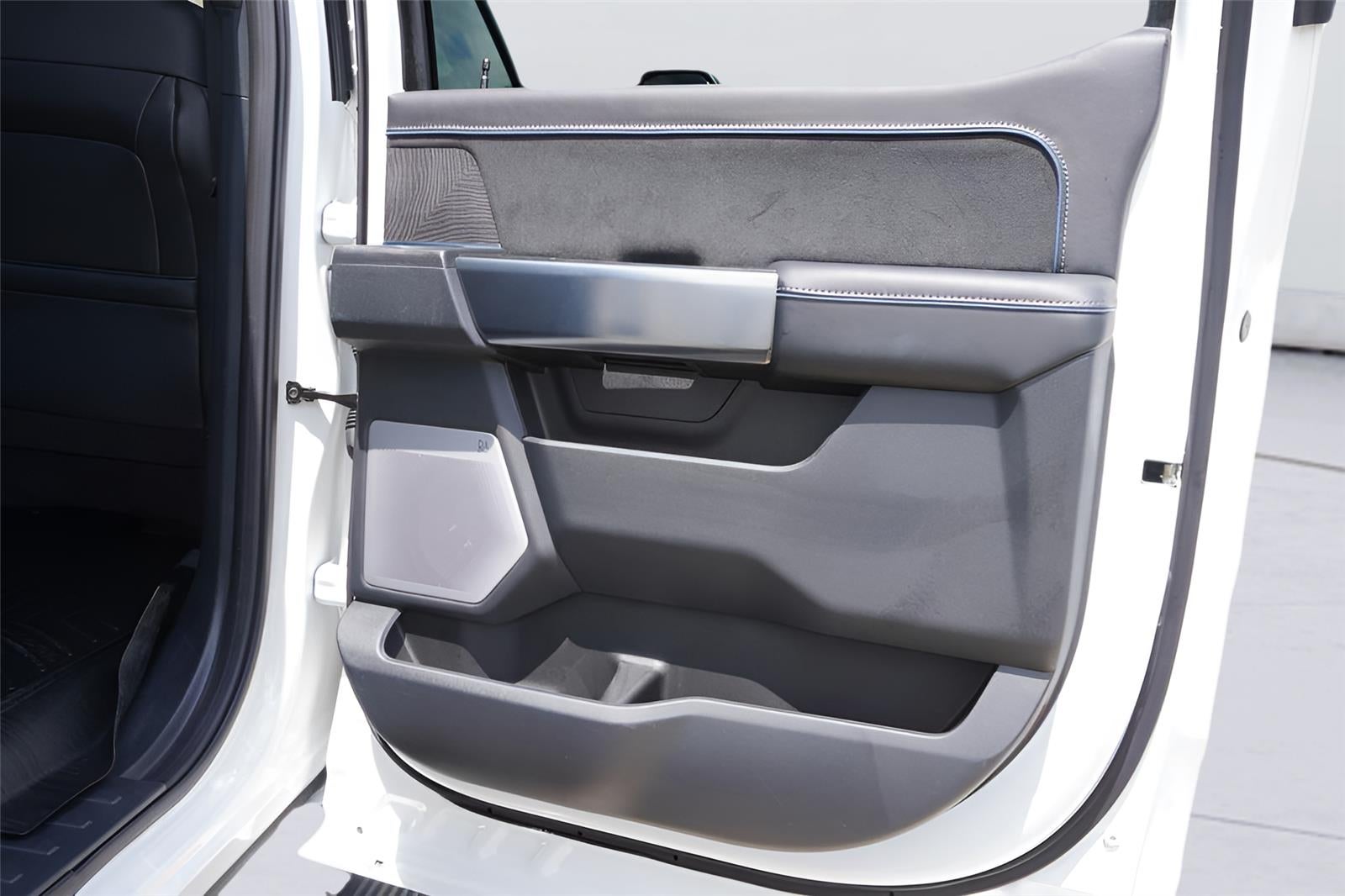 2025 Ford F250 PU Base