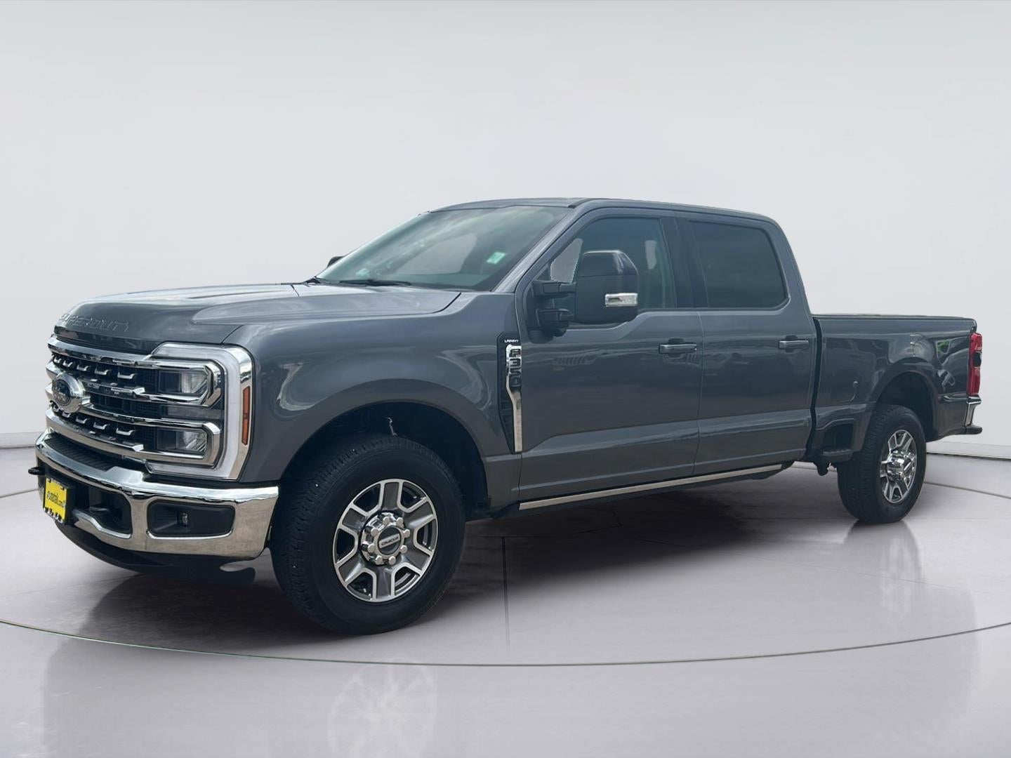 2026 Ford Super Duty F-350 Lariat