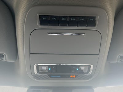 2026 Ford Super Duty F-350 Lariat
