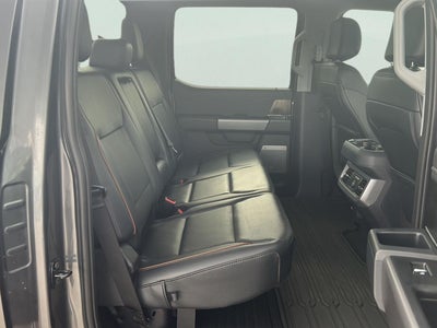 2026 Ford Super Duty F-350 Lariat